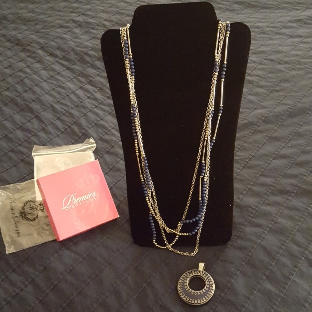Premier - Long necklace w/ removable pendant